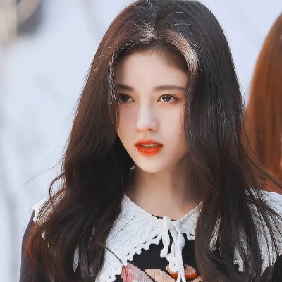 推动摇篮的手2025